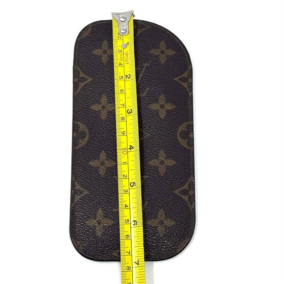 Louis Vuitton Monogram Glasses Case - Picture 10 of 13